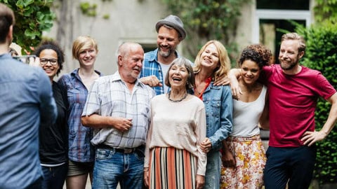 Get Involved: 4 Ways for Seniors to Connect With Their Community